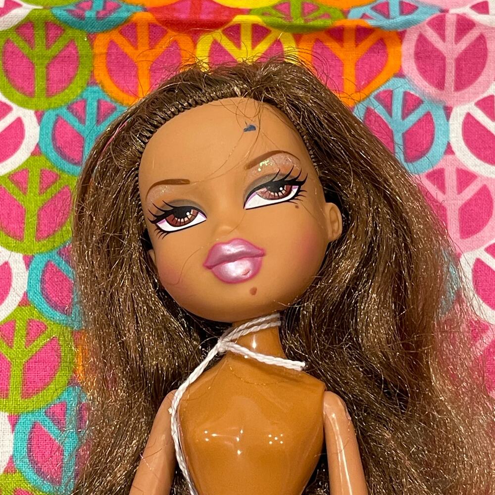 Bratz jade Doll Arm Broken Lot No. 20A Doll A- #58 Nude Fashion Doll Only